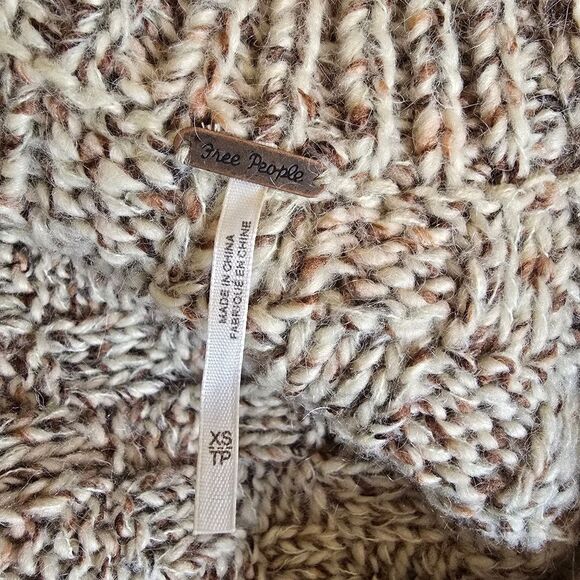 Free People Cream Echo Pullover Sweater Size XS - Picture 6 of 9